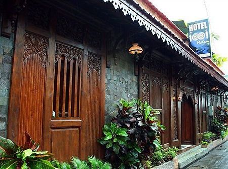 Hotel 1001 Malam Yogyakarta Exterior photo